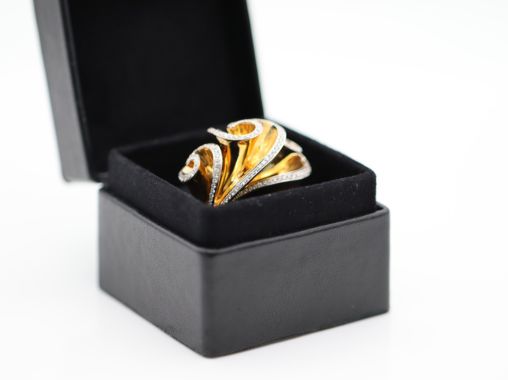 SOLD - A pre-owned diamond cocktail ring