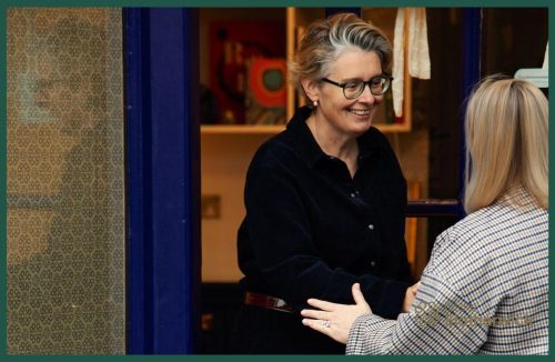 Clare welcoming client Jewellery Valuation