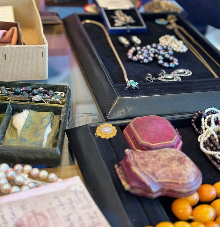 Detox your jewellery 1